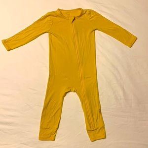 Kyte Baby zippered footless romper 18-24 months in Pineapple